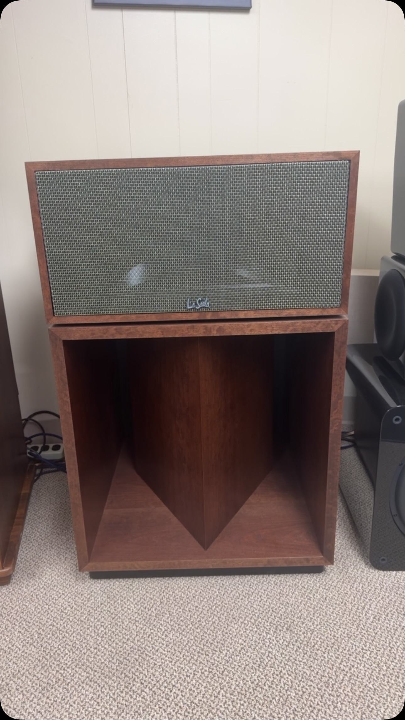 Wood-cabinet Klipsch La Scala speaker in the showroom